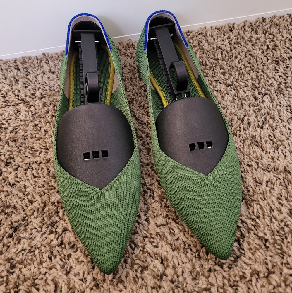 Retired willow Rothy’s points